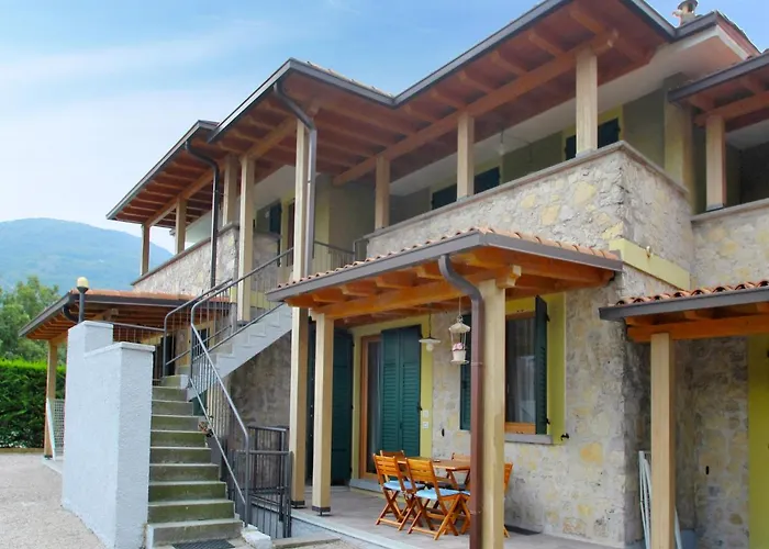 Basic By Interhome * Crone