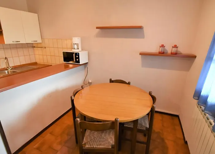 公寓 Basic By Interhome *